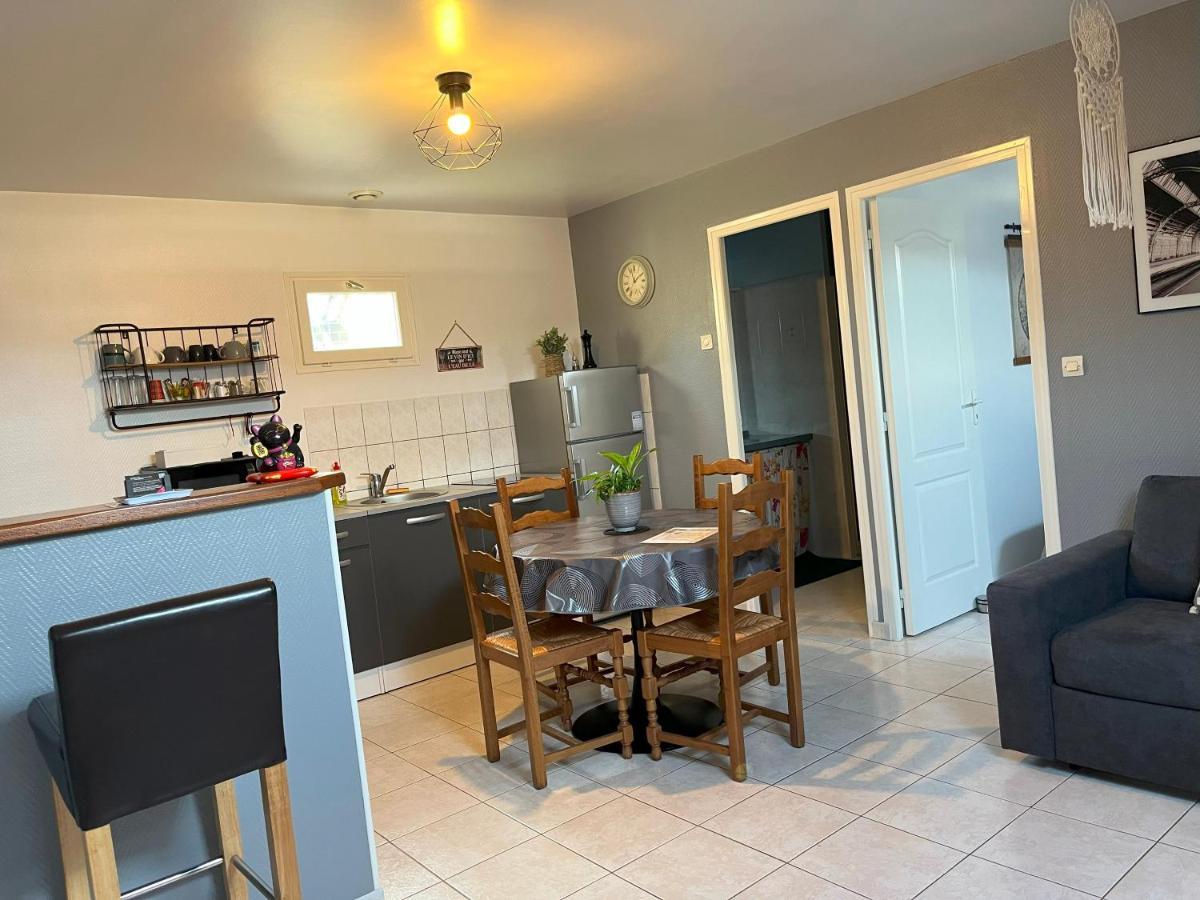 L'arbre De Vy - T2 42m2 Independant, 5 Pers, Garage, Proche Gare Apartment *