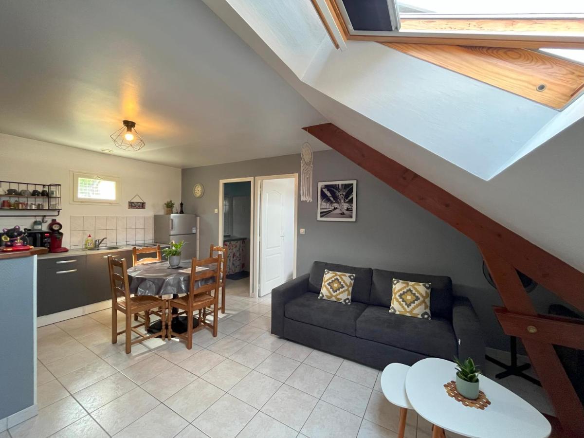 L'arbre De Vy - T2 42m2 Independant, 5 Pers, Garage, Proche Gare Apartment
